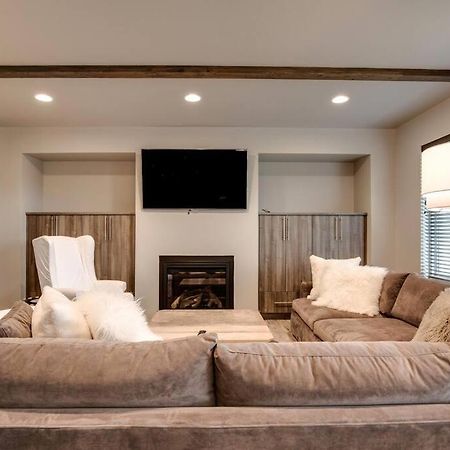 Luxury Townhome On The Park With Bridger Mtn Views Боузман Екстериор снимка